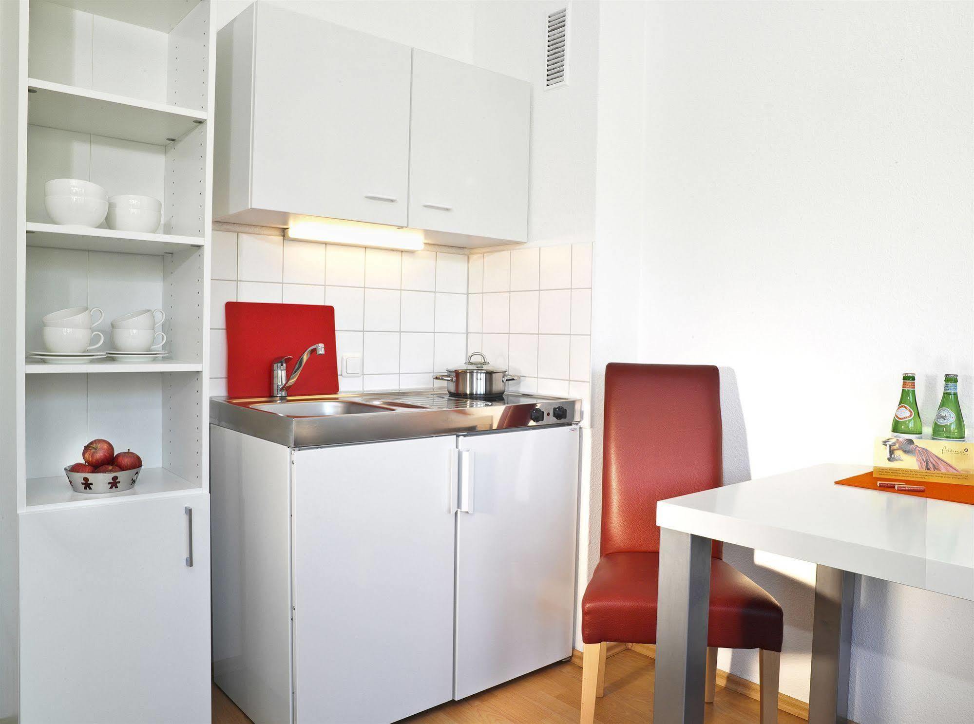 Frederics Muenchen City Schwabing Zewnętrze zdjęcie